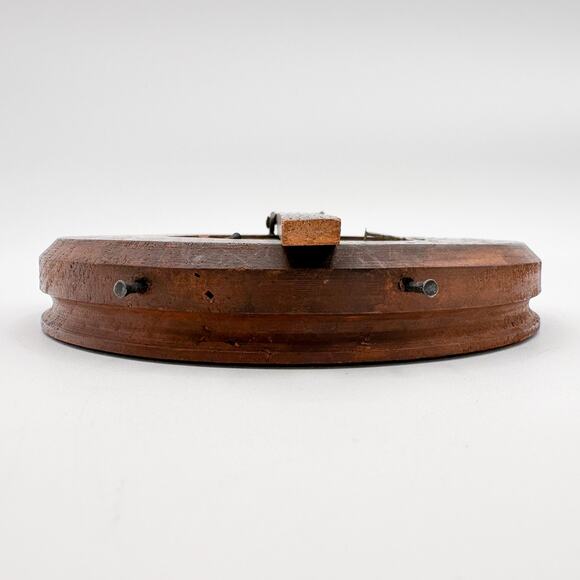 Antique Miniature Portrait Painting in Carved Wood Frame | Elegant Georgian Lady - Picture 12 of 13